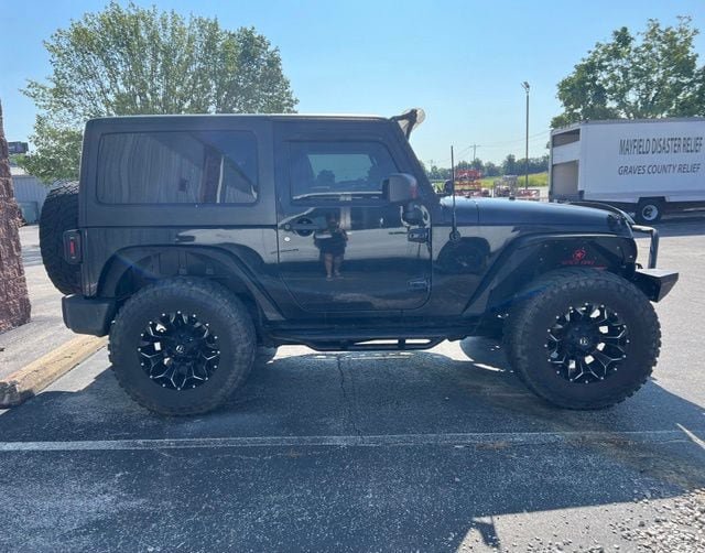 Used 2012 Jeep Wrangler Sport w/ Connectivity Group AWD/4WD image 4