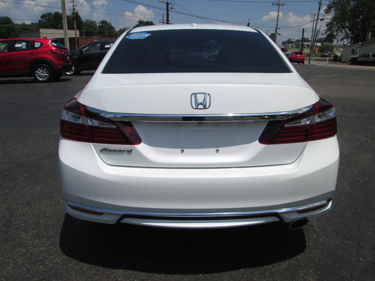 Used 2017 Honda Accord EX-L image 17
