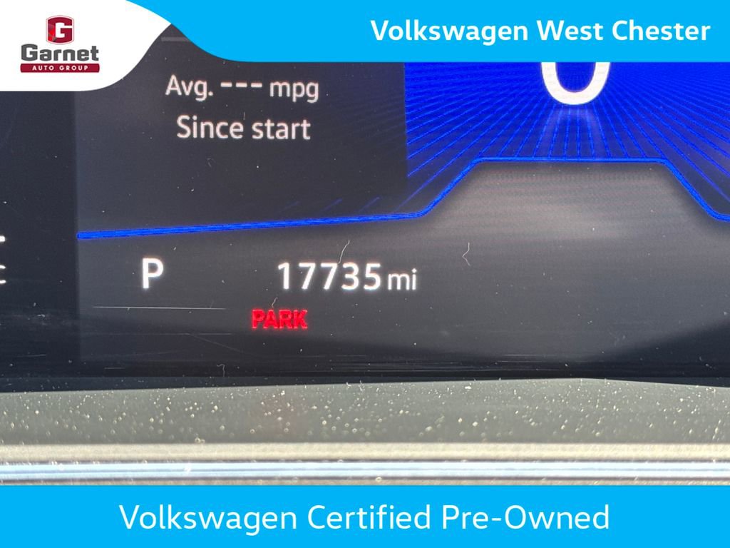 Certified 2023 Volkswagen Tiguan SE R-Line FWD image 24