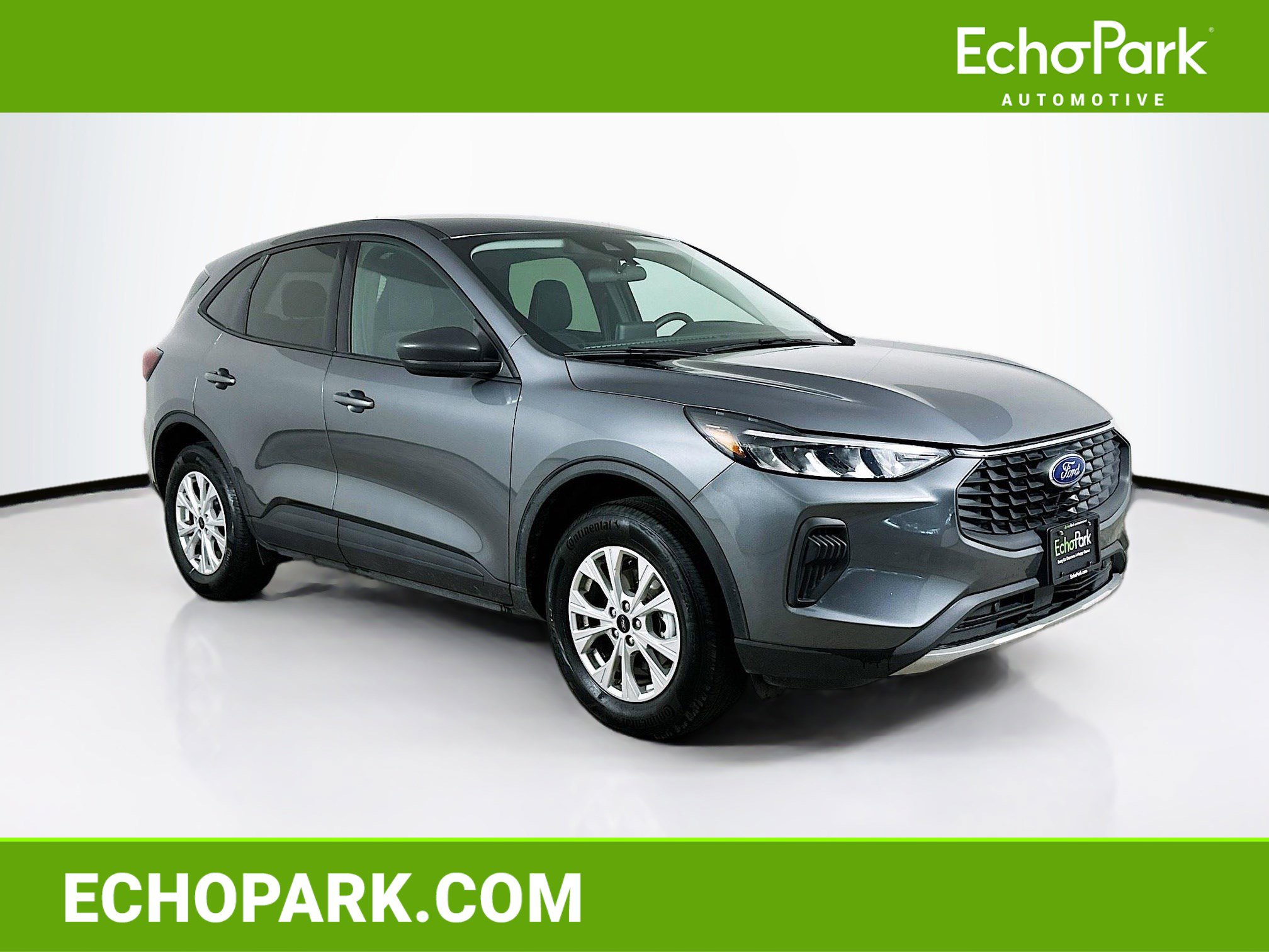 Used 2025 Ford Escape Active AWD/4WD image 1