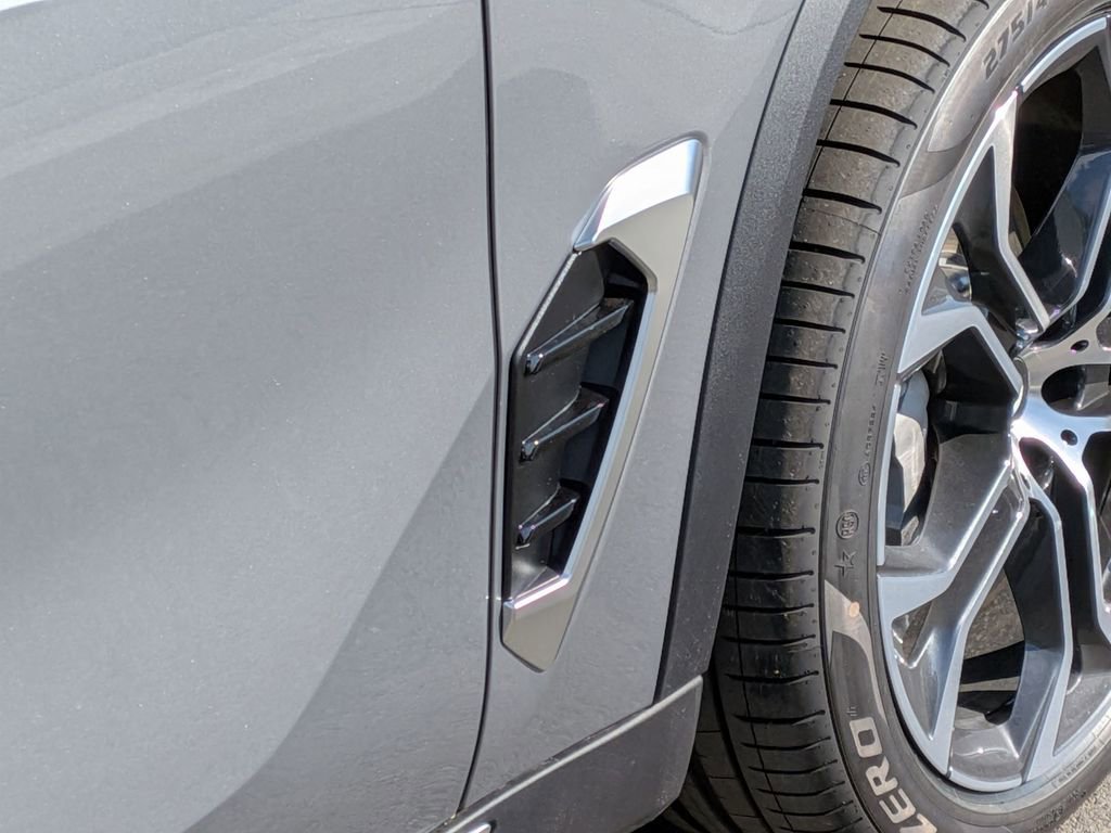 New 2026 BMW X5 sDrive40i image 38