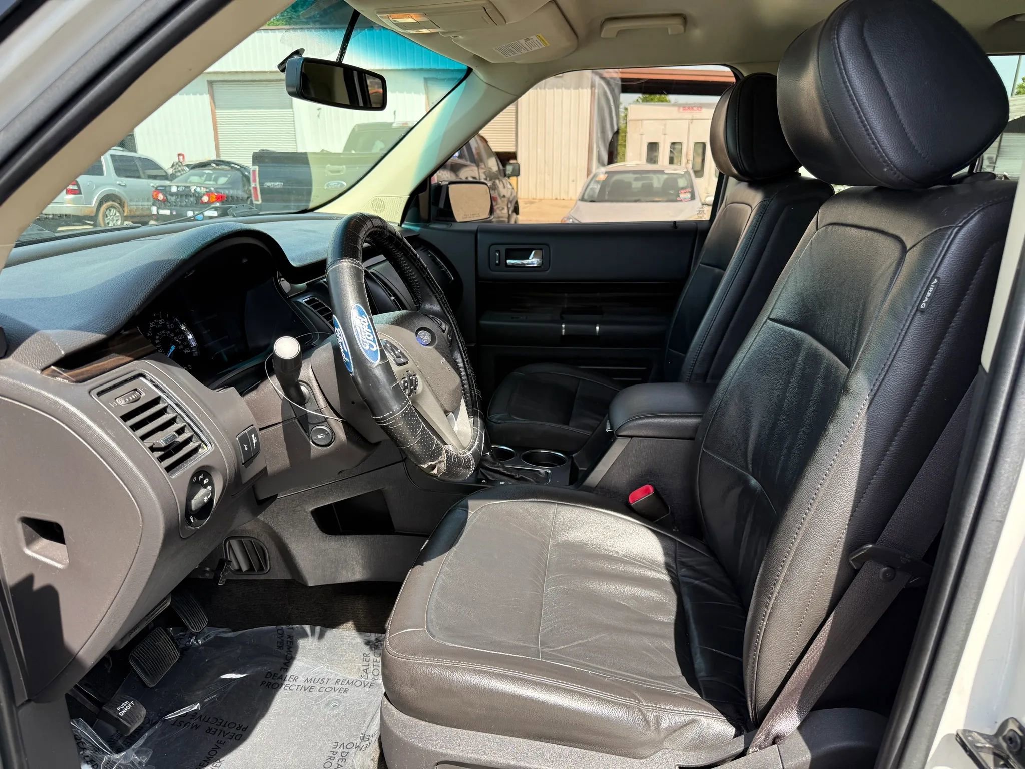 Used 2013 Ford Flex SEL FWD image 2