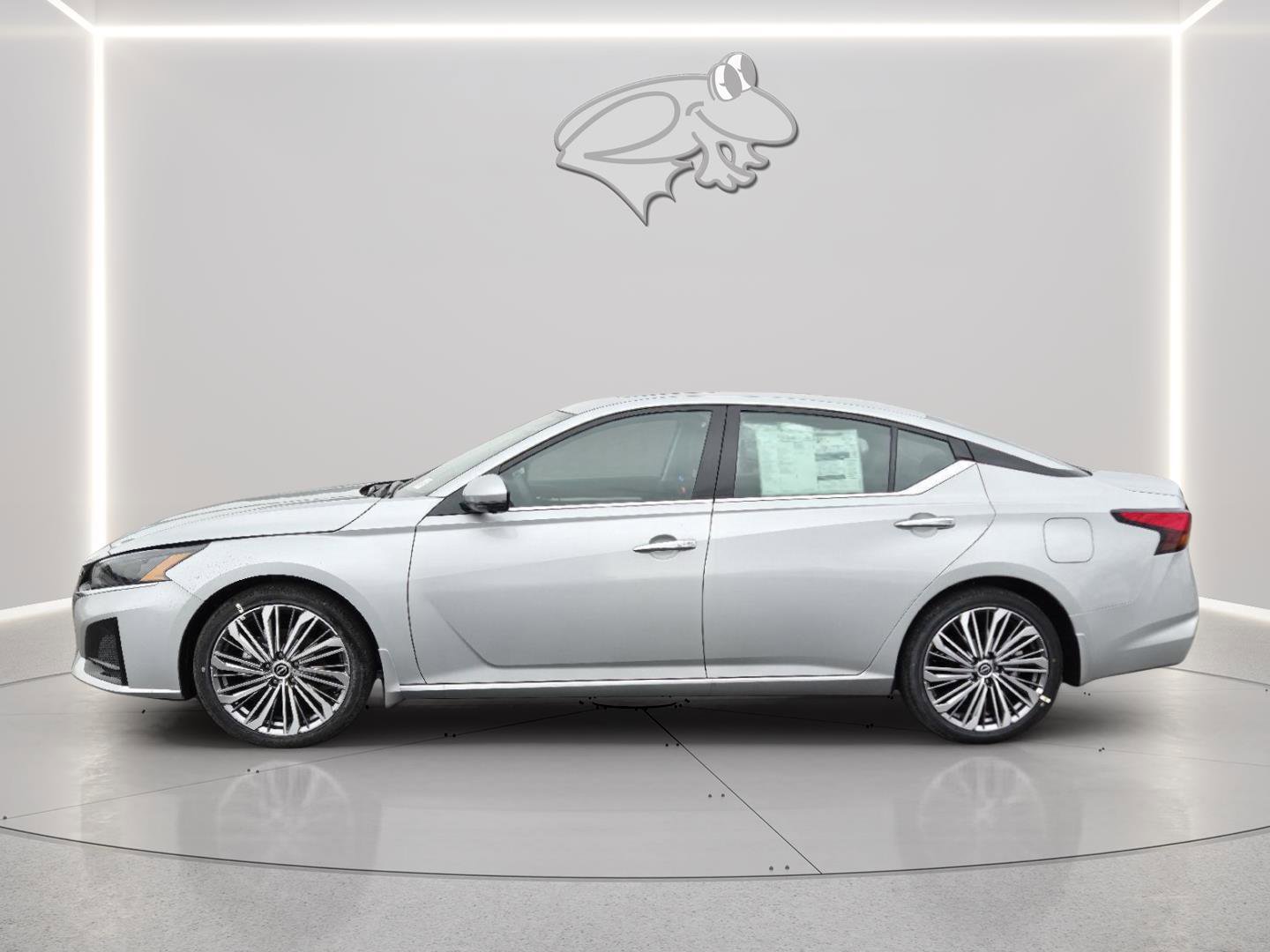 New 2025 Nissan Altima 2.5 SL image 2