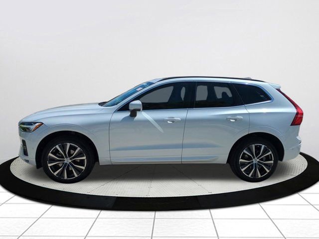Used 2022 Volvo XC60 B5 Momentum w/ Advanced Package AWD/4WD image 6