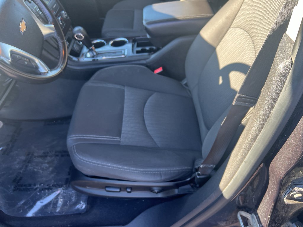 Used 2017 Chevrolet Traverse LT image 10