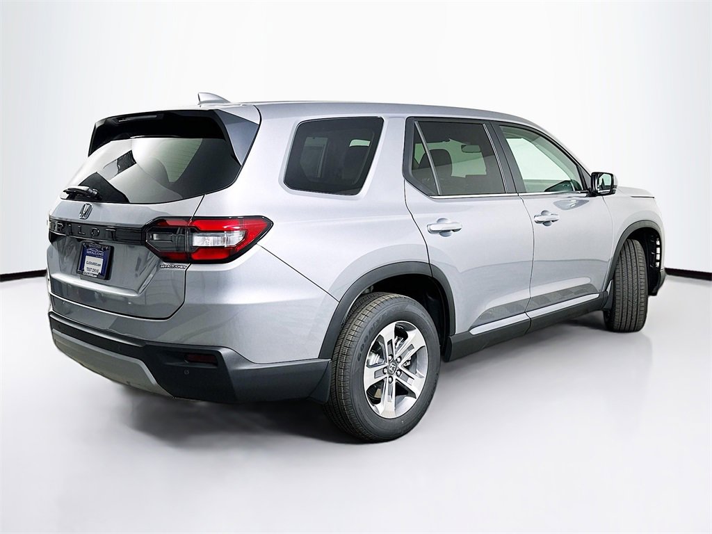 New 2025 Honda Pilot EX-L image 7
