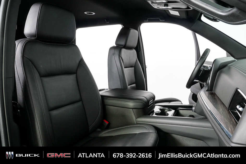 Used 2025 Chevrolet Tahoe LT image 22