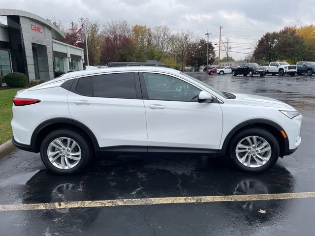 Used 2025 Buick Envista Preferred w/ Convenience I Package image 8