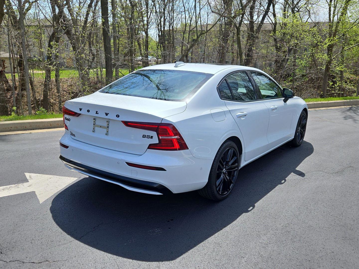 Used 2024 Volvo S60 B5 Plus w/ Protection Package Premier AWD/4WD image 3