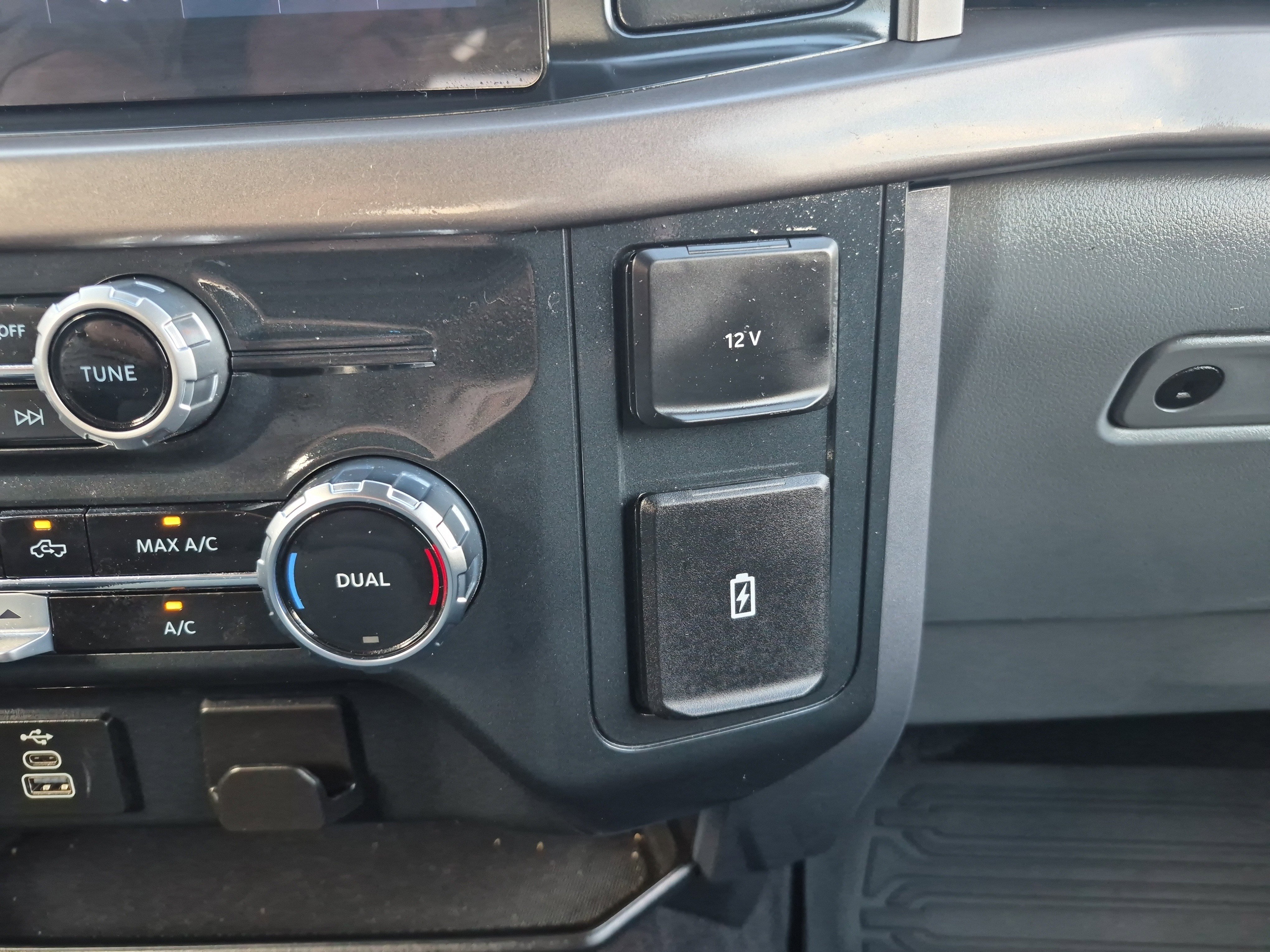 Certified 2025 Ford F150 XLT w/ Equipment Group 301A Standard RWD image 34