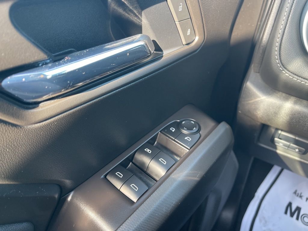 New 2025 Chevrolet Colorado LT w/ LT Convenience Package image 32