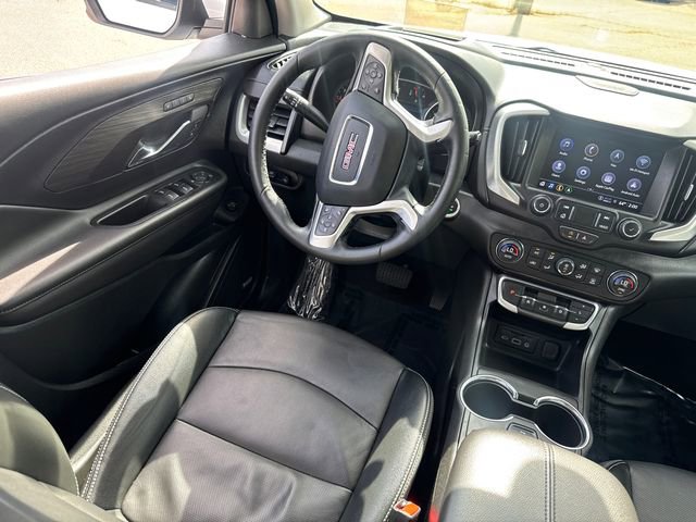 Used 2023 GMC Terrain SLT w/ Infotainment Package II image 23