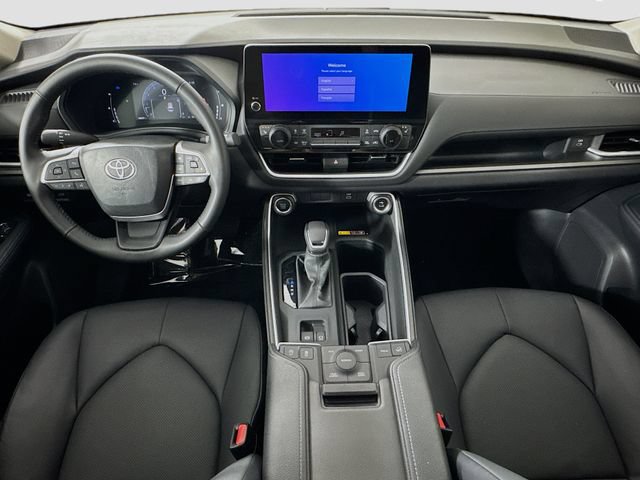 Certified 2024 Toyota Grand Highlander AWD image 23