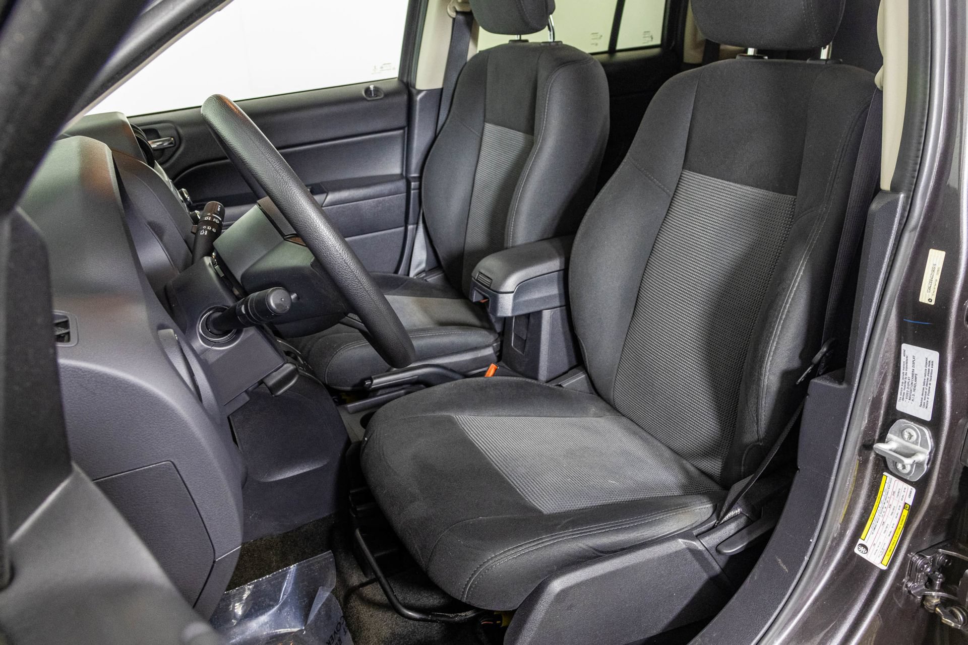 Used 2016 Jeep Compass Sport w/ Power Value Group FWD image 18