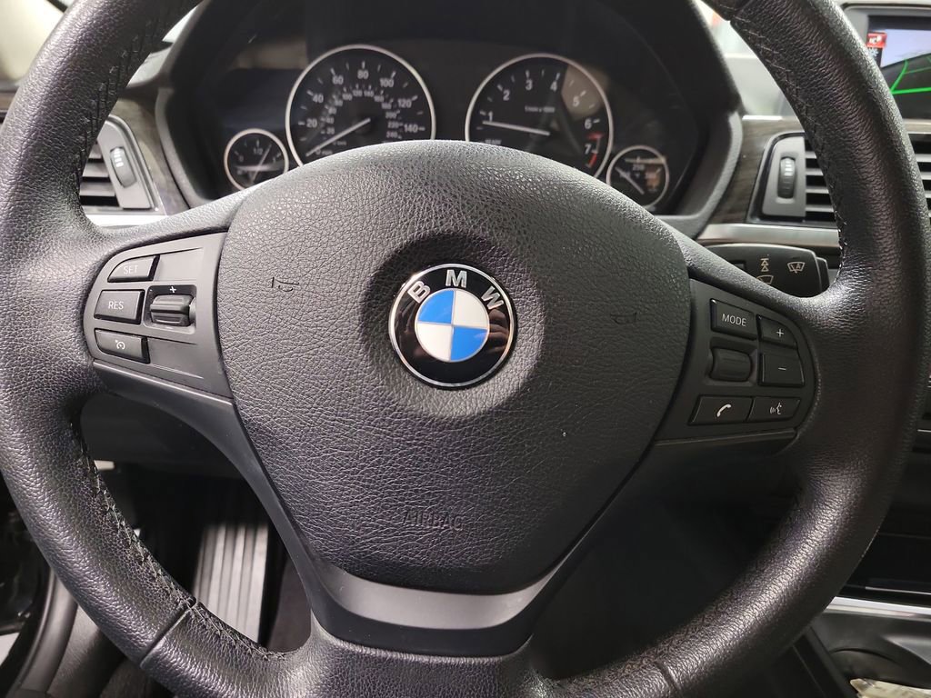 Used 2015 BMW 320i 320i image 19