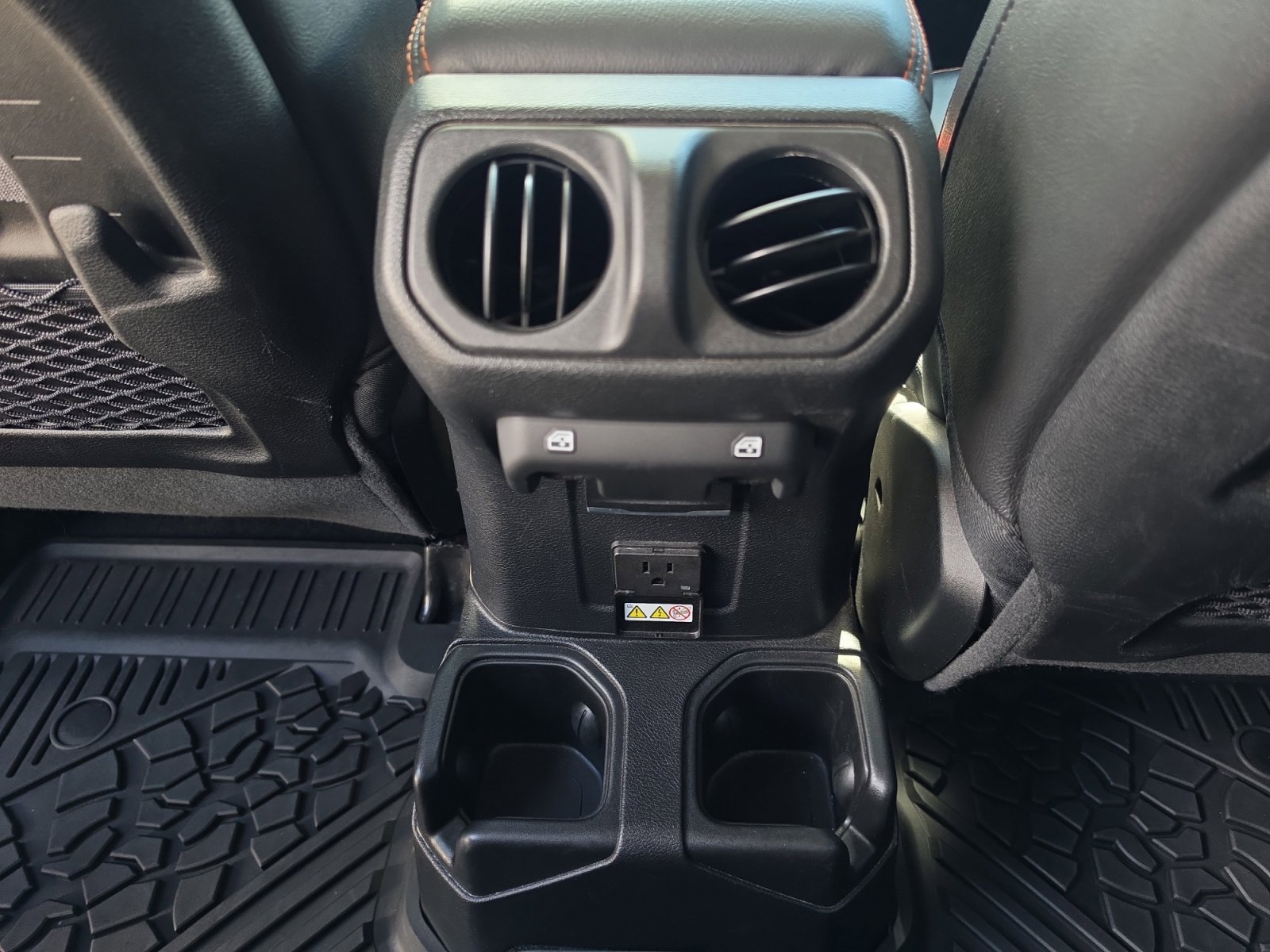 Used 2023 Jeep Gladiator Mojave image 30