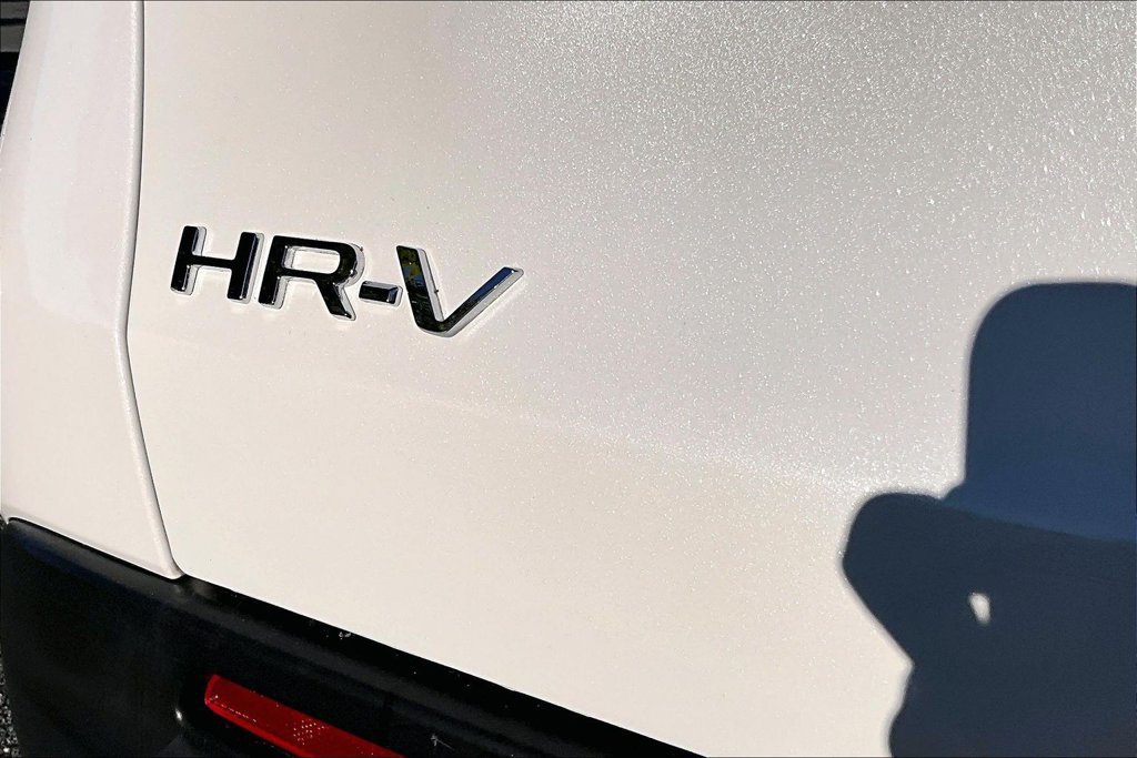Used 2023 Honda HR-V LX image 24
