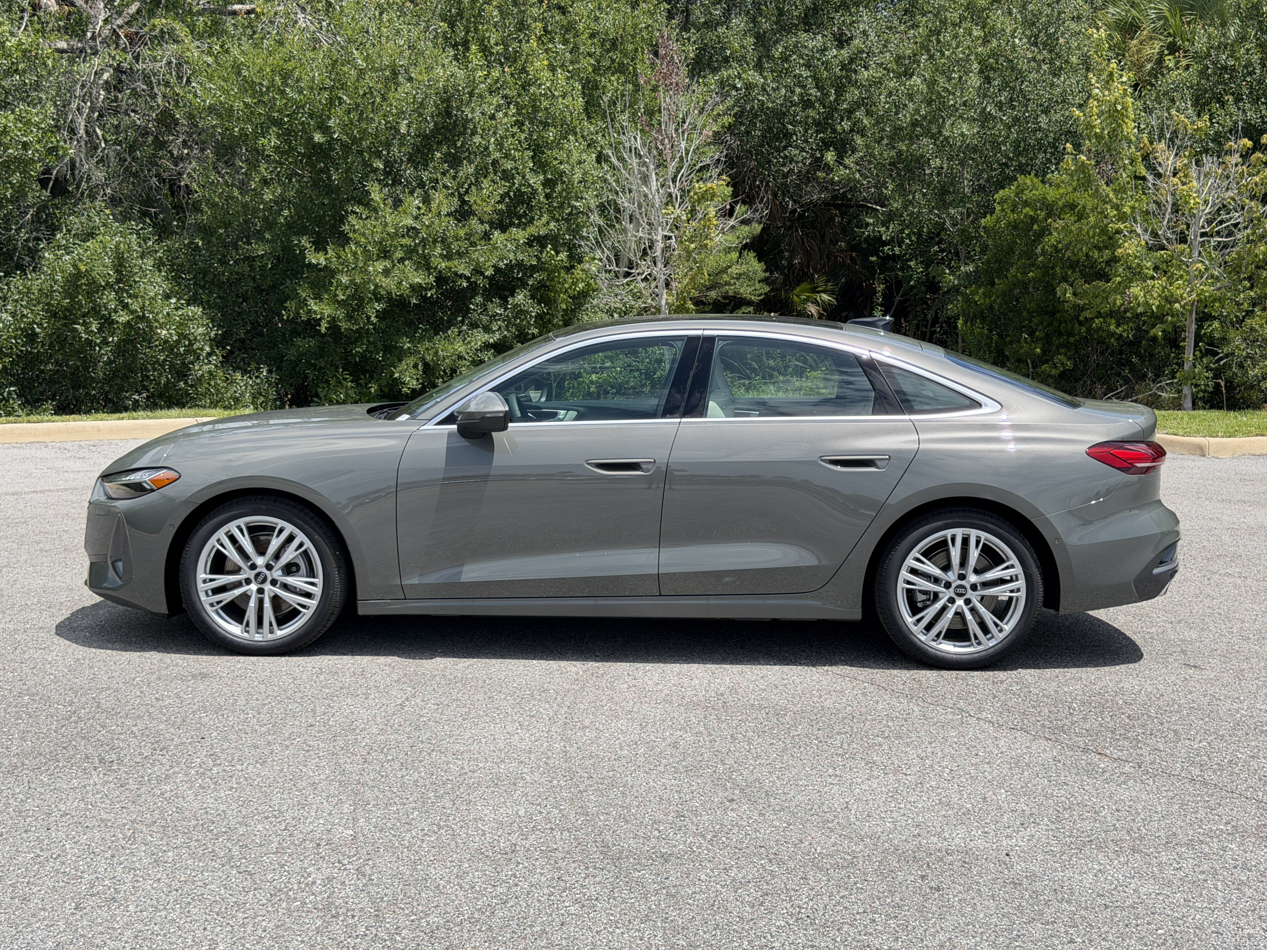 New 2026 Audi A5 2.0T Premium Plus AWD/4WD image 4