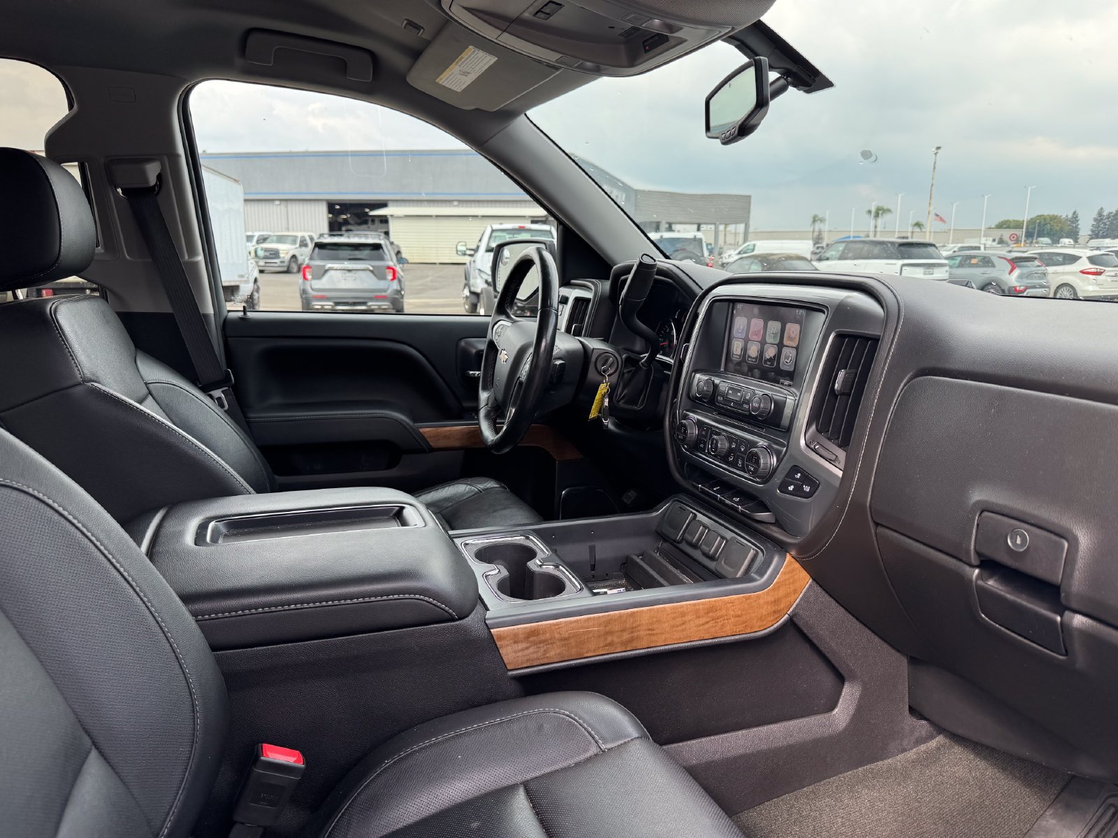 Used 2015 Chevrolet Silverado 1500 LTZ RWD image 14