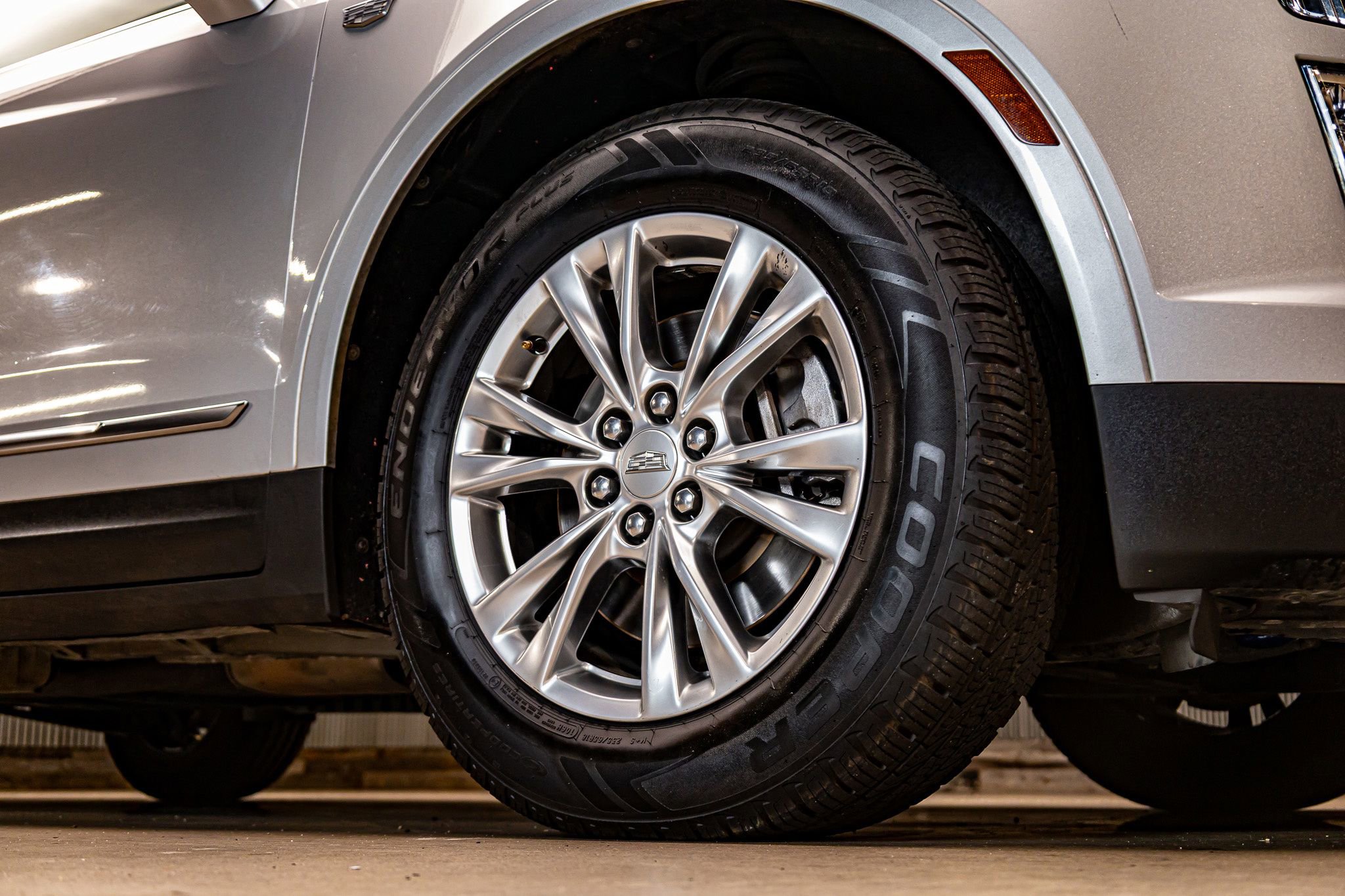 Used 2020 Cadillac XT5 Premium Luxury image 11