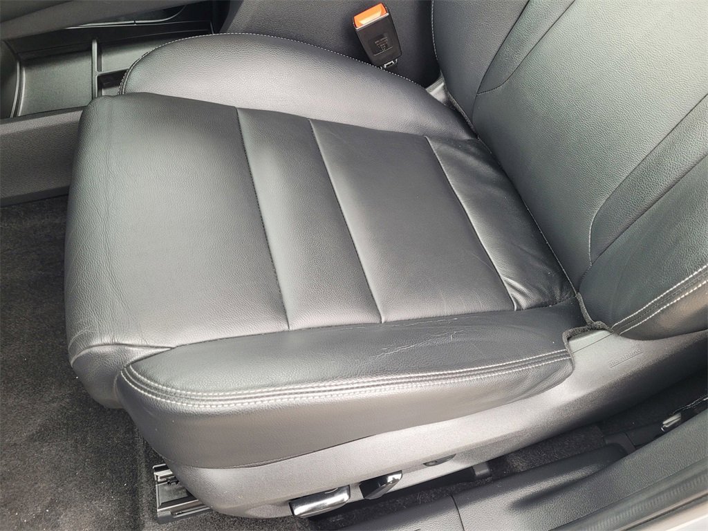 Used 2021 Nissan Rogue SL w/ Premium Package image 10