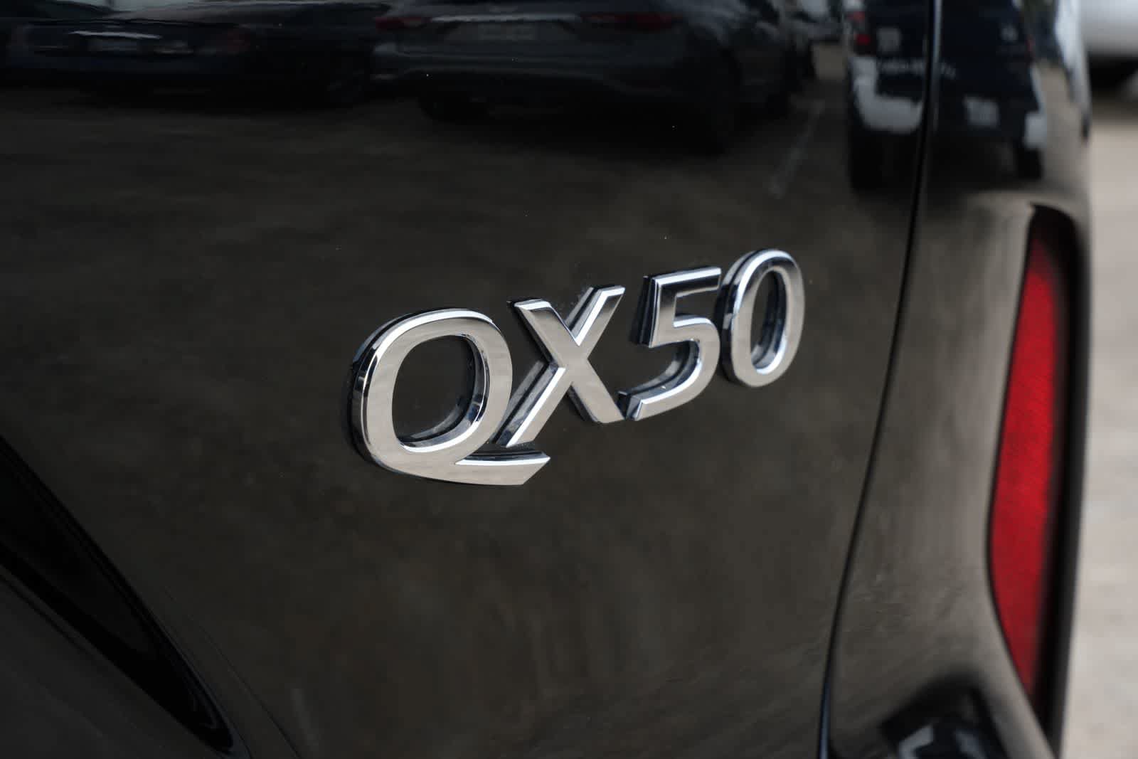 Used 2023 INFINITI QX50 Luxe AWD/4WD image 19