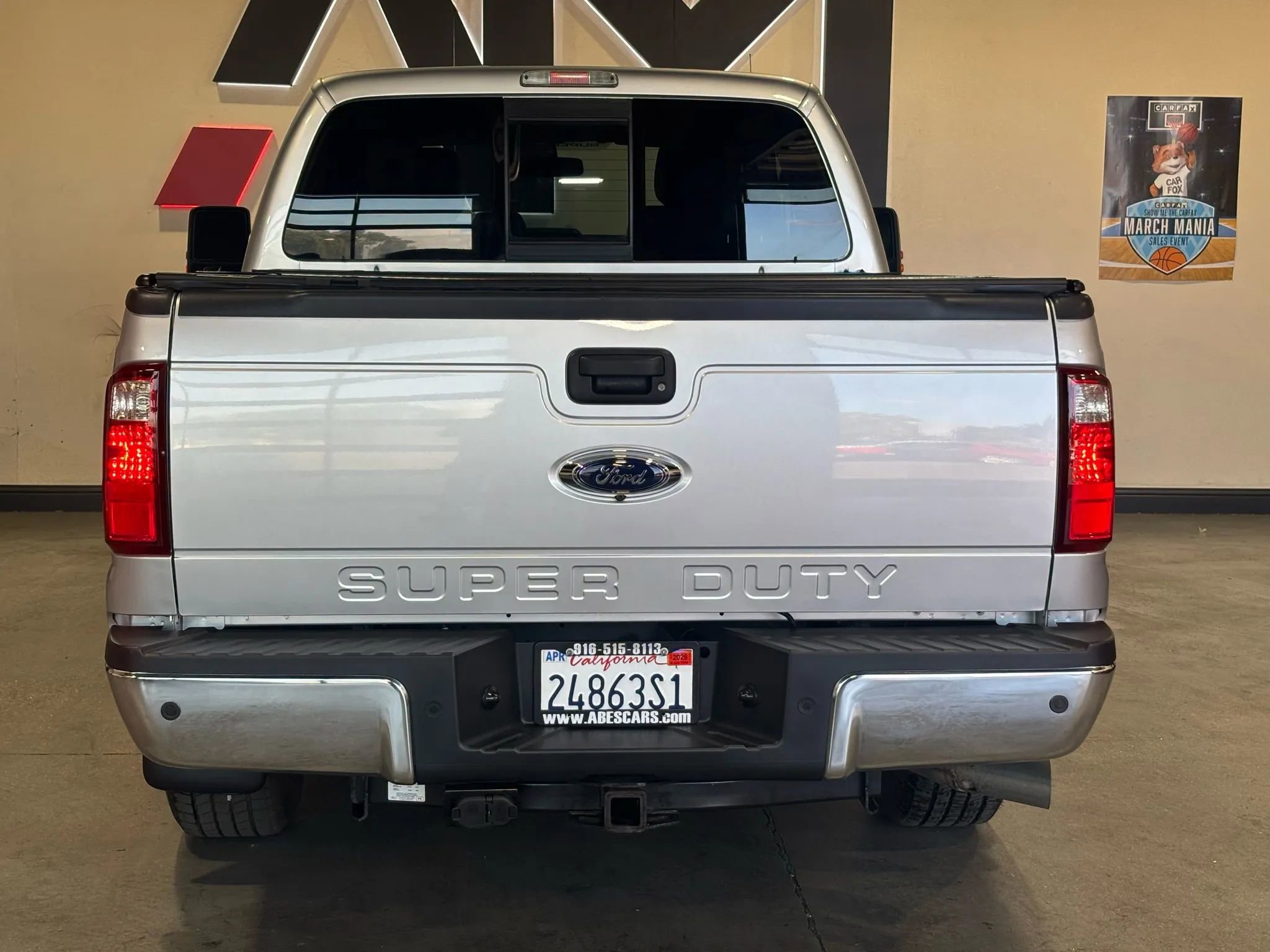 Used 2015 Ford F350 Lariat w/ Lariat Interior Package image 8