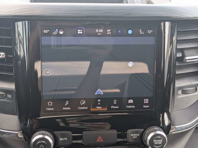 Used 2024 RAM 1500 Laramie RWD image 27