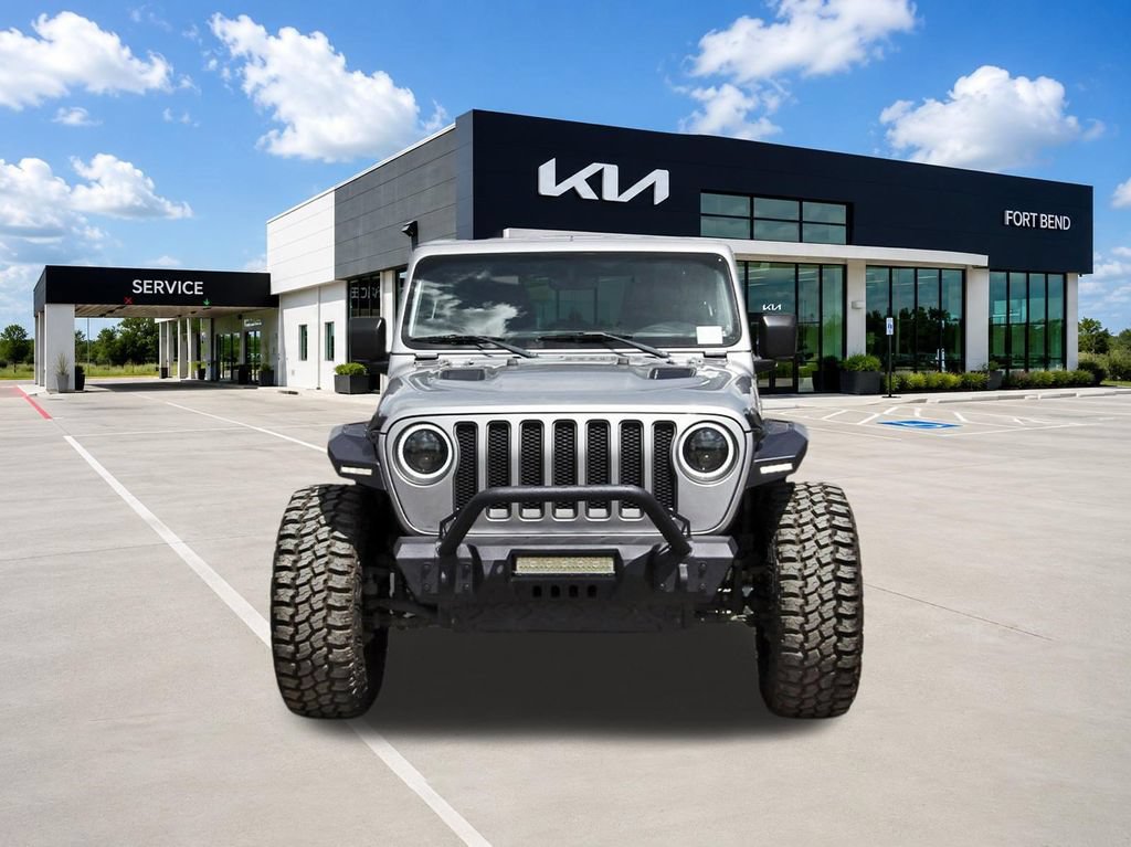 Used 2019 Jeep Wrangler Unlimited Rubicon AWD/4WD image 2