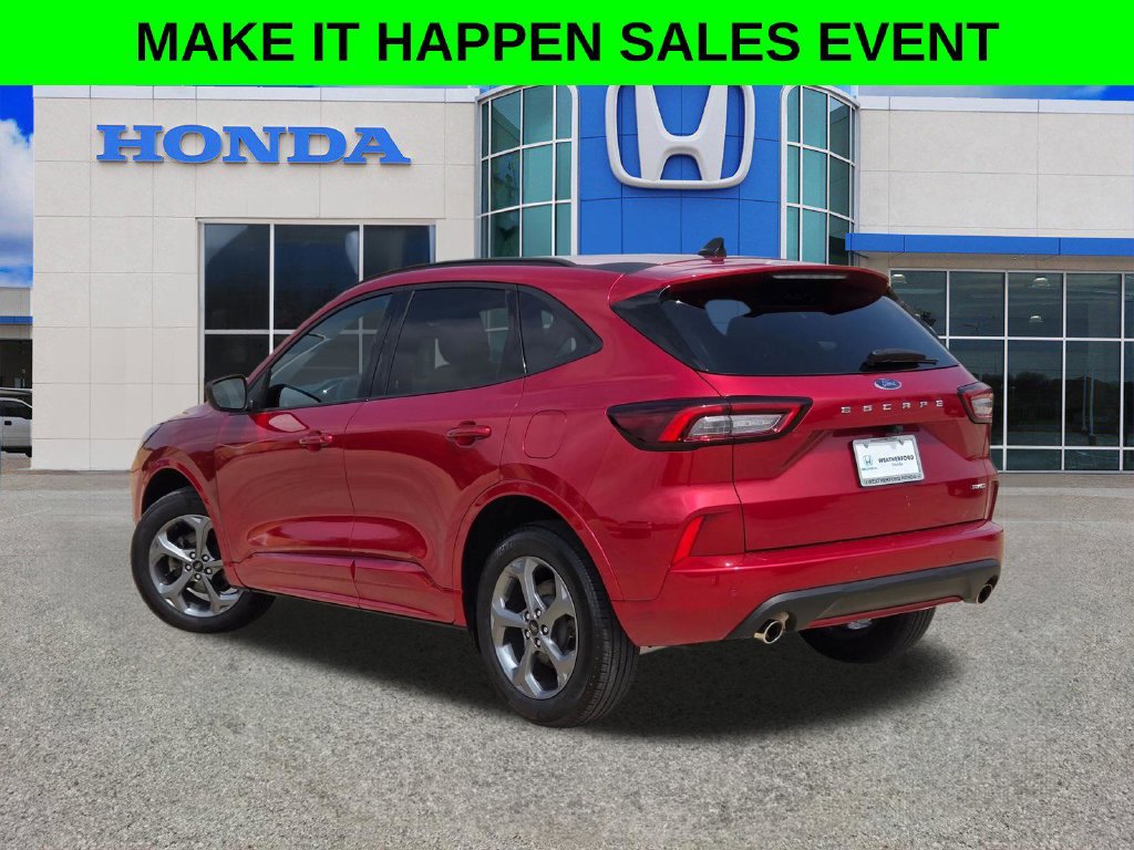 Used 2023 Ford Escape ST-Line w/ Tech Pack #1 AWD/4WD image 5