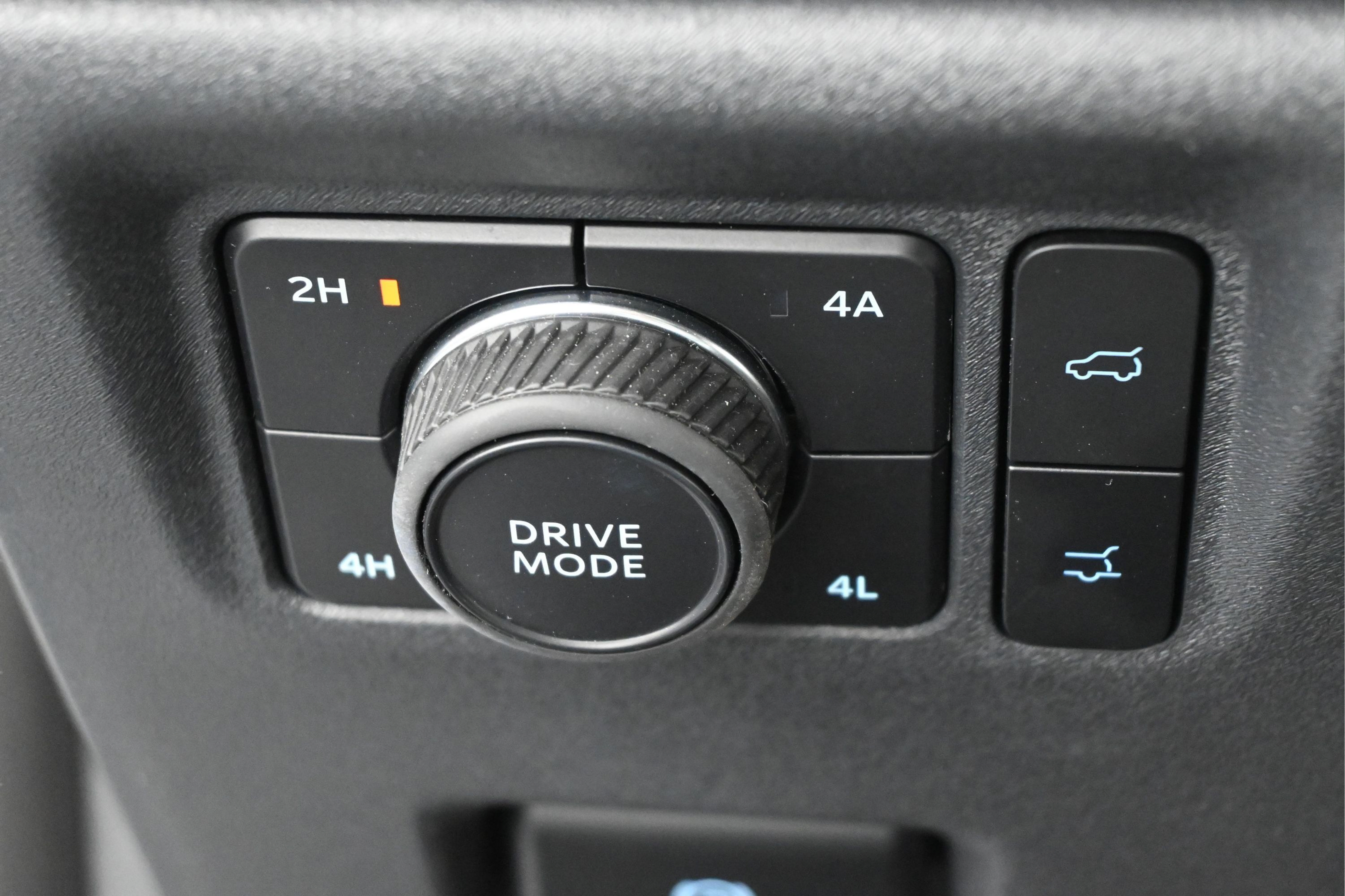 Used 2025 Ford Expedition Max Active AWD/4WD image 21