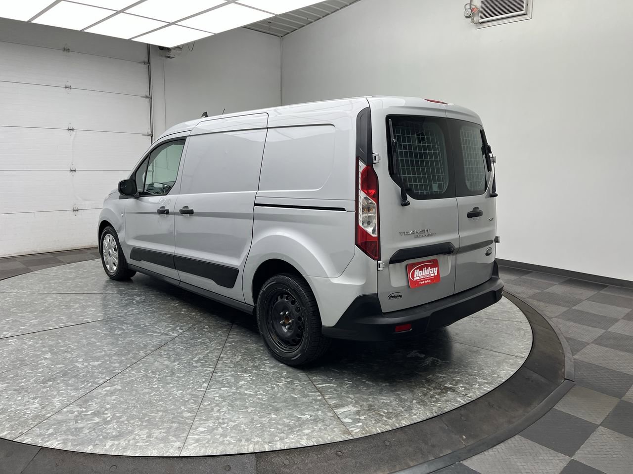 Used 2023 Ford Transit Connect XLT FWD image 2