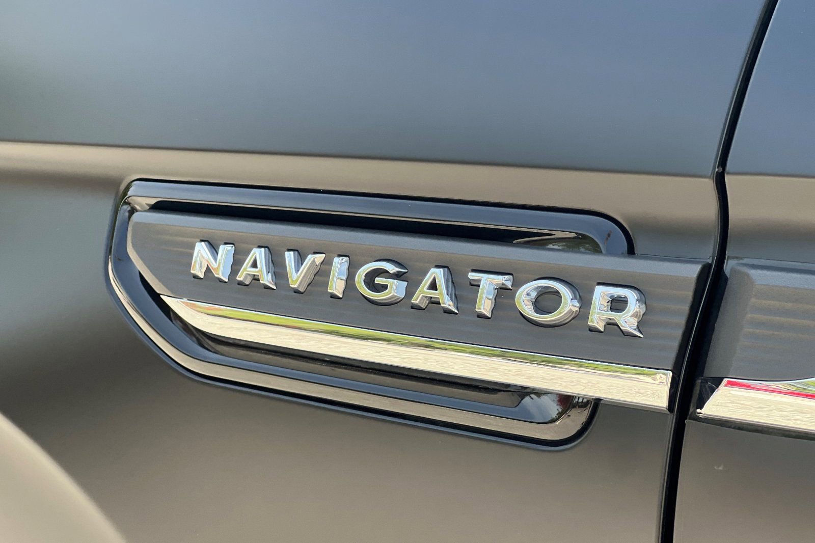 Certified 2024 Lincoln Navigator L Reserve AWD/4WD image 29