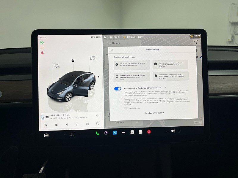 Used 2024 Tesla Model Y Long Range image 14