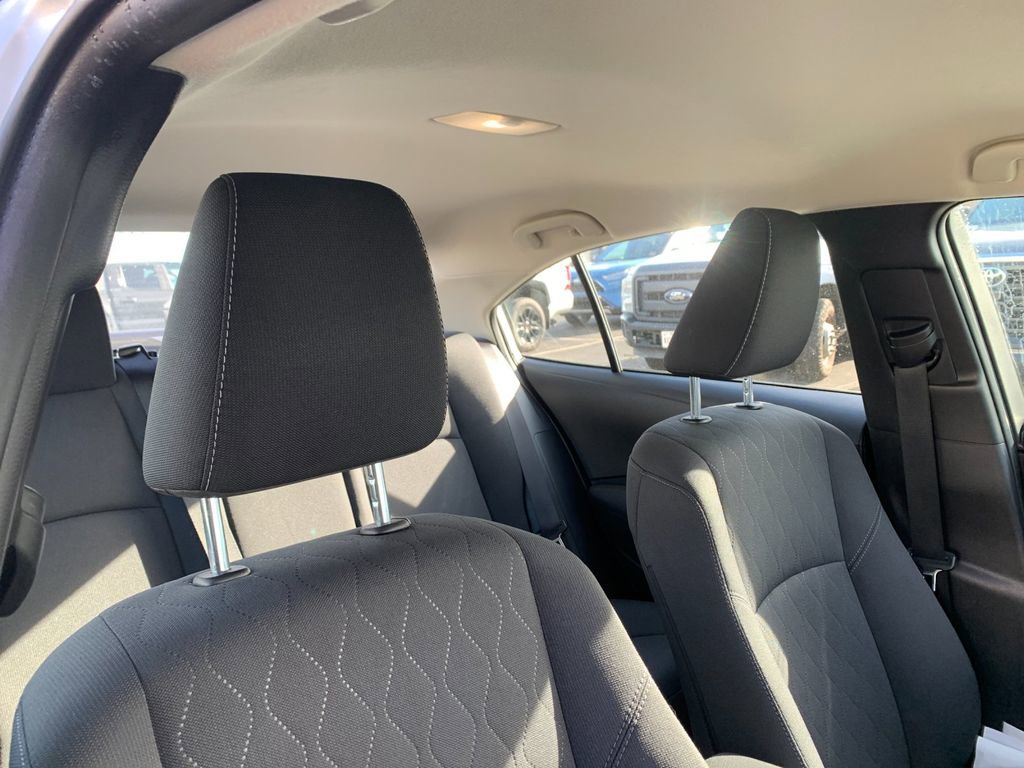 Used 2025 Toyota Corolla LE image 18