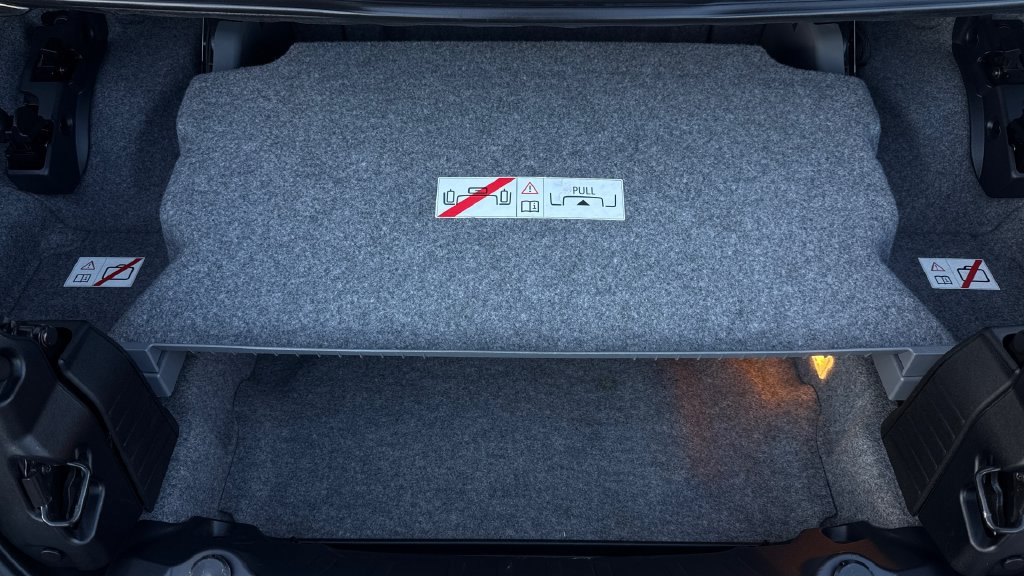 Used 2010 BMW M3 Convertible RWD image 12