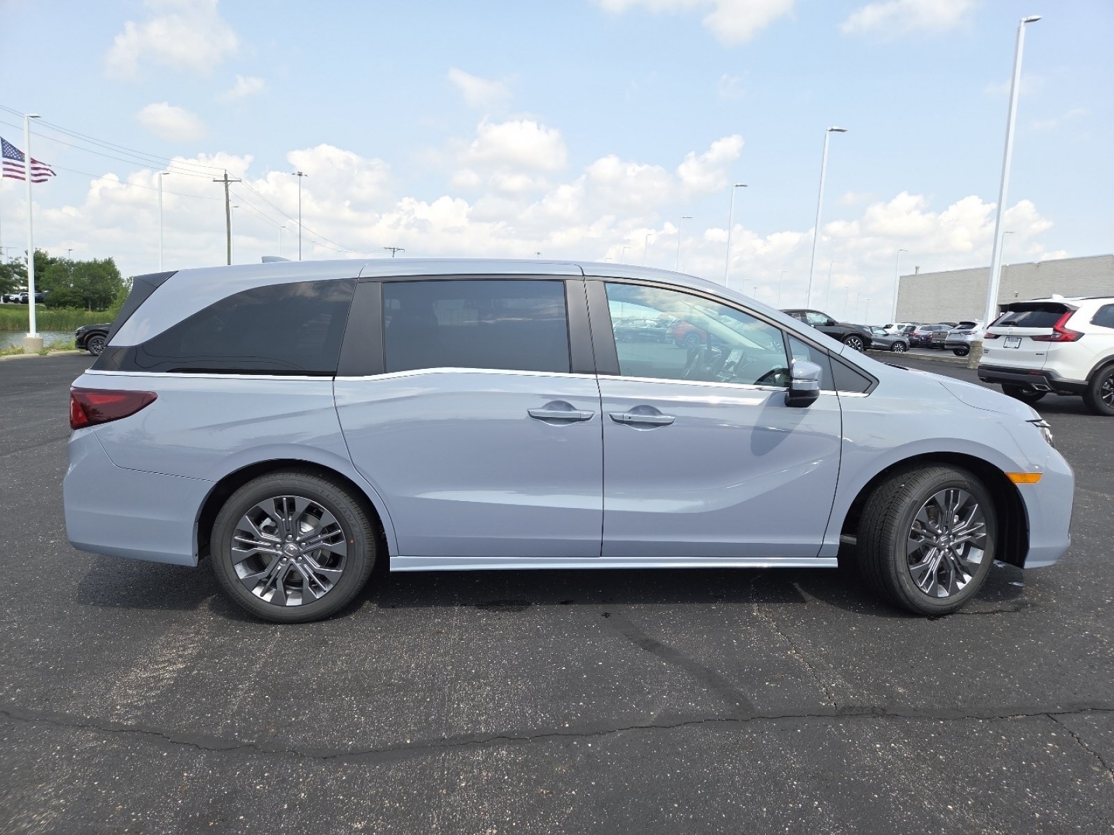 New 2026 Honda Odyssey Touring image 20