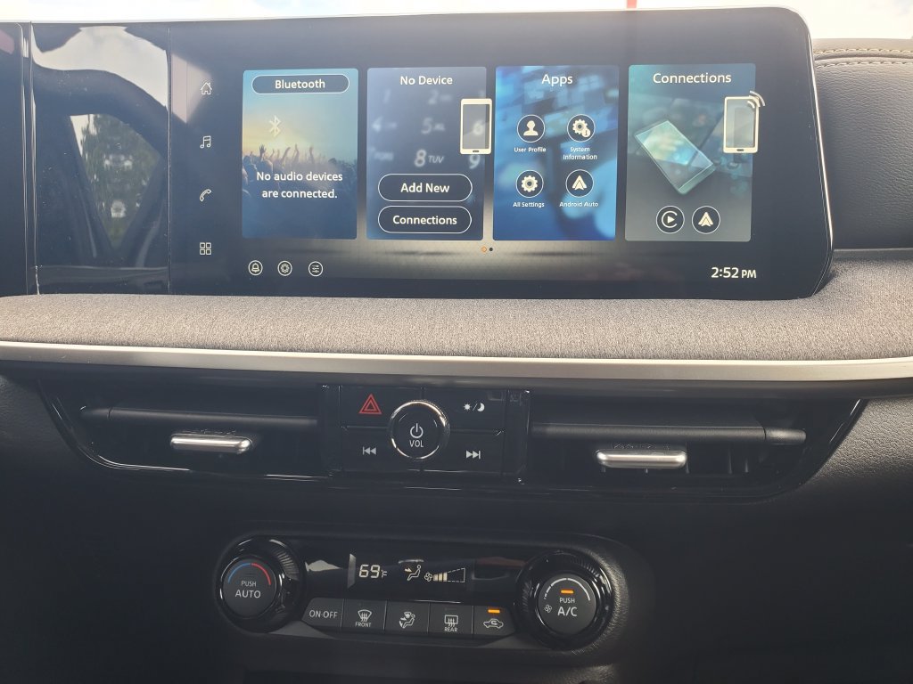 New 2027 Nissan Kicks SV FWD image 20