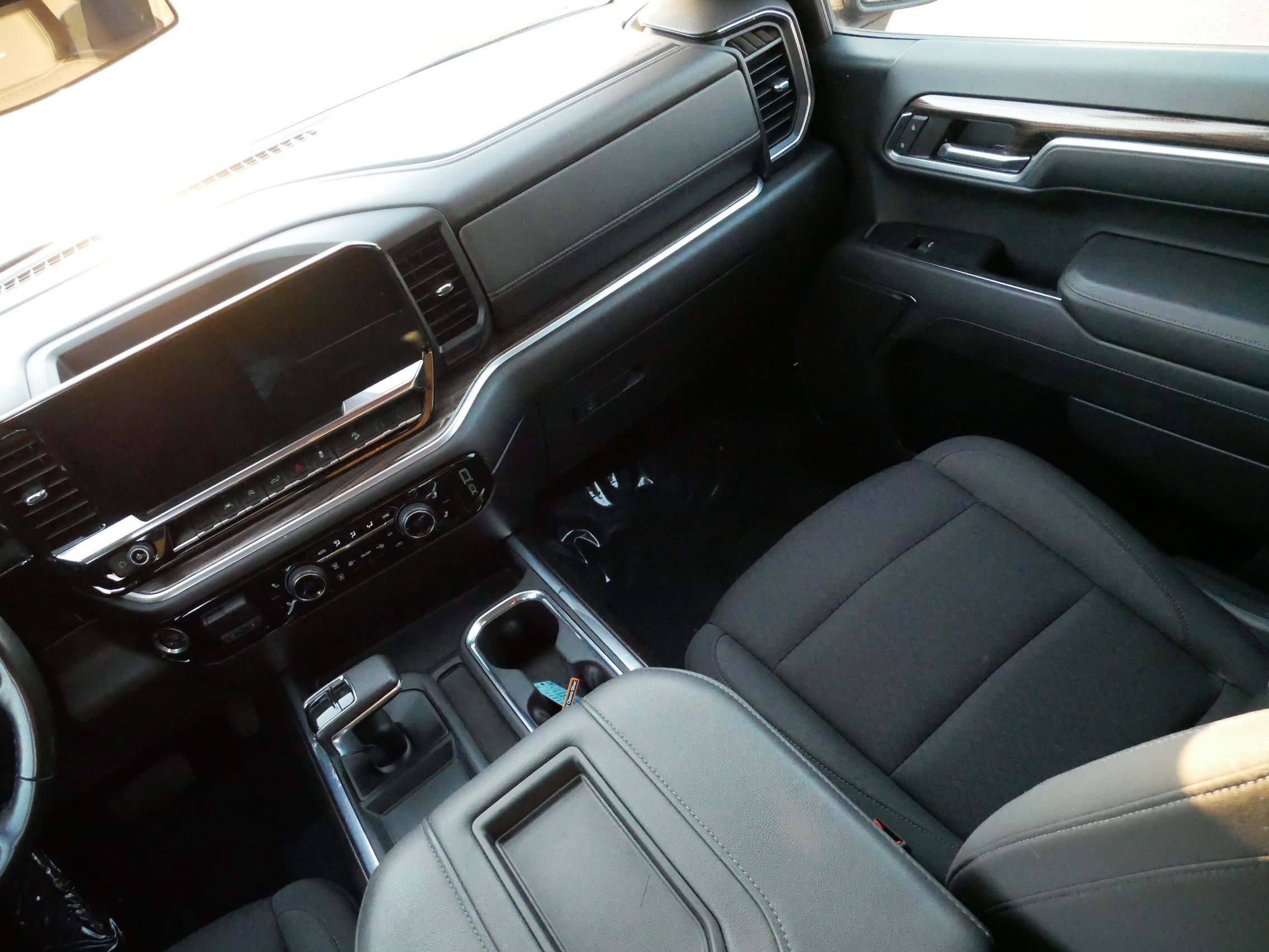 Used 2022 Chevrolet Silverado 1500 RST w/ Z71 Off-Road Package image 11