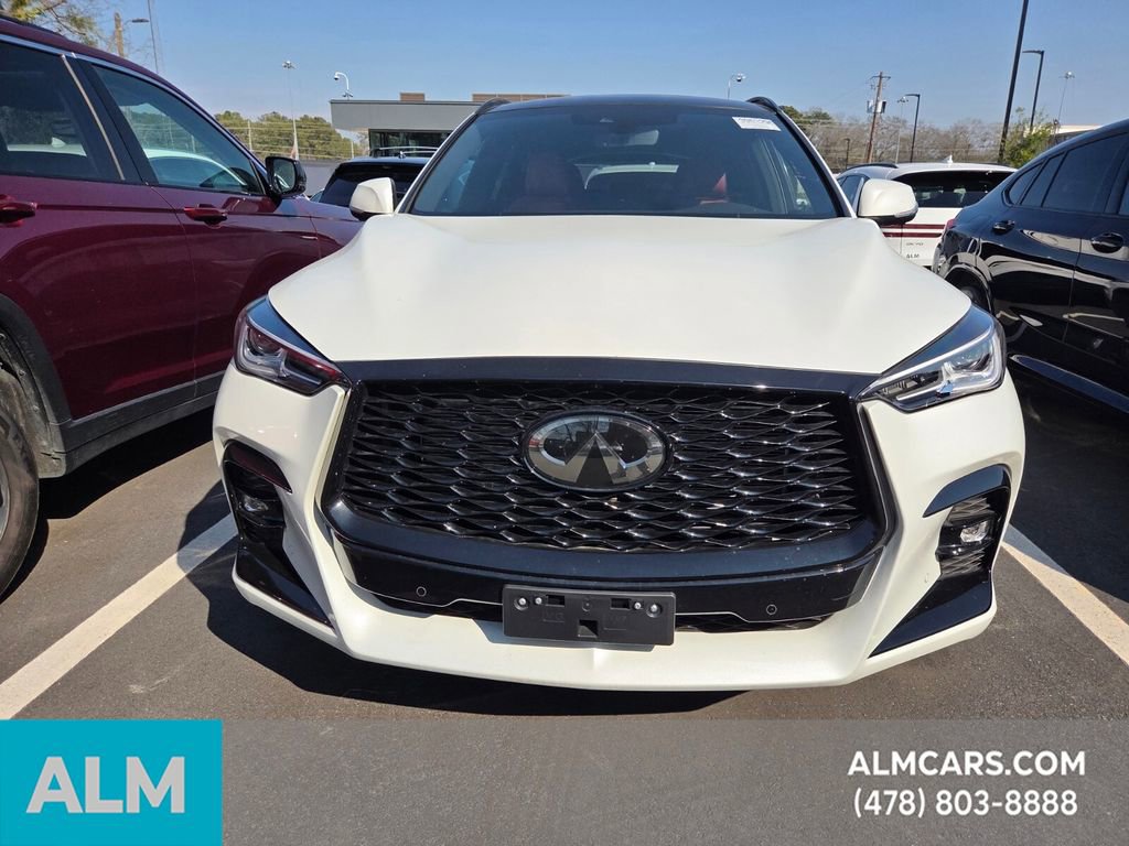 Used 2025 INFINITI QX50 Sport image 4