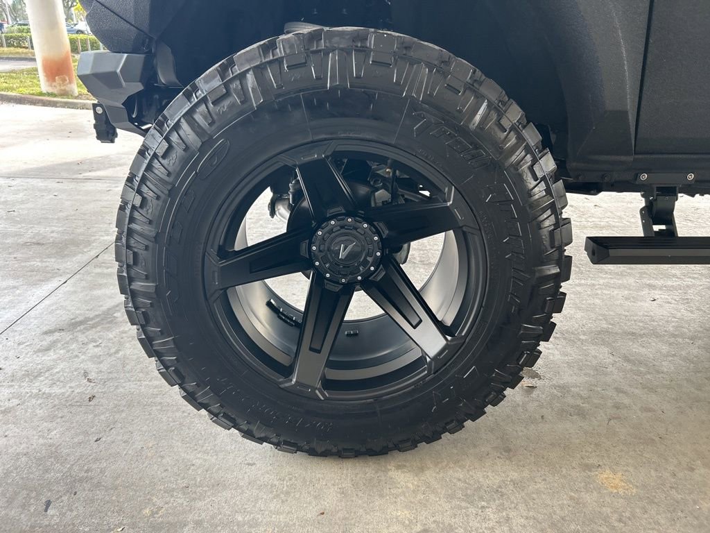 Used 2024 Ford Bronco Black Diamond image 18