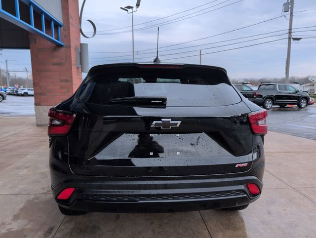 Certified 2024 Chevrolet Trax RS w/ Sunroof Package image 8