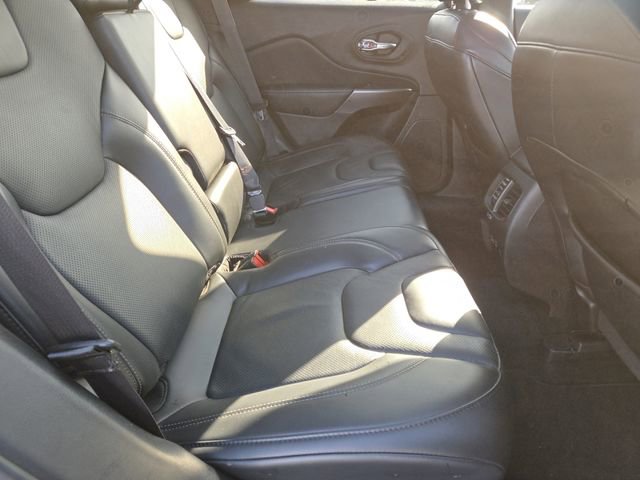 Used 2021 Jeep Cherokee Limited image 26