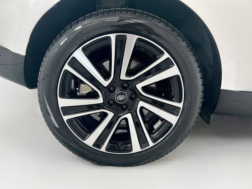Used 2023 Land Rover Range Rover SE AWD/4WD image 32