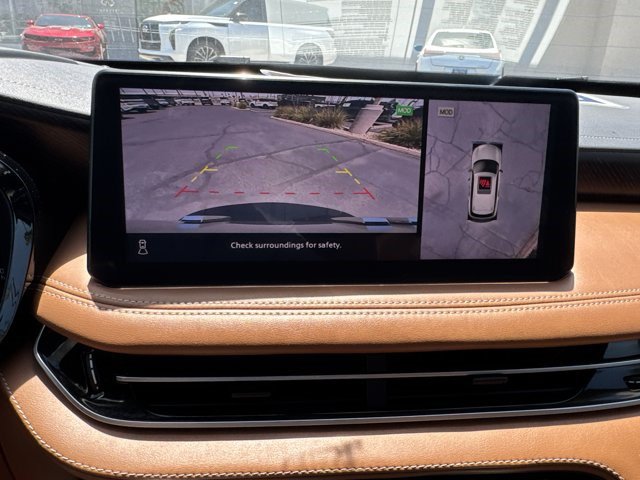 Used 2025 INFINITI QX60 Sensory w/ Vision Package AWD/4WD image 15
