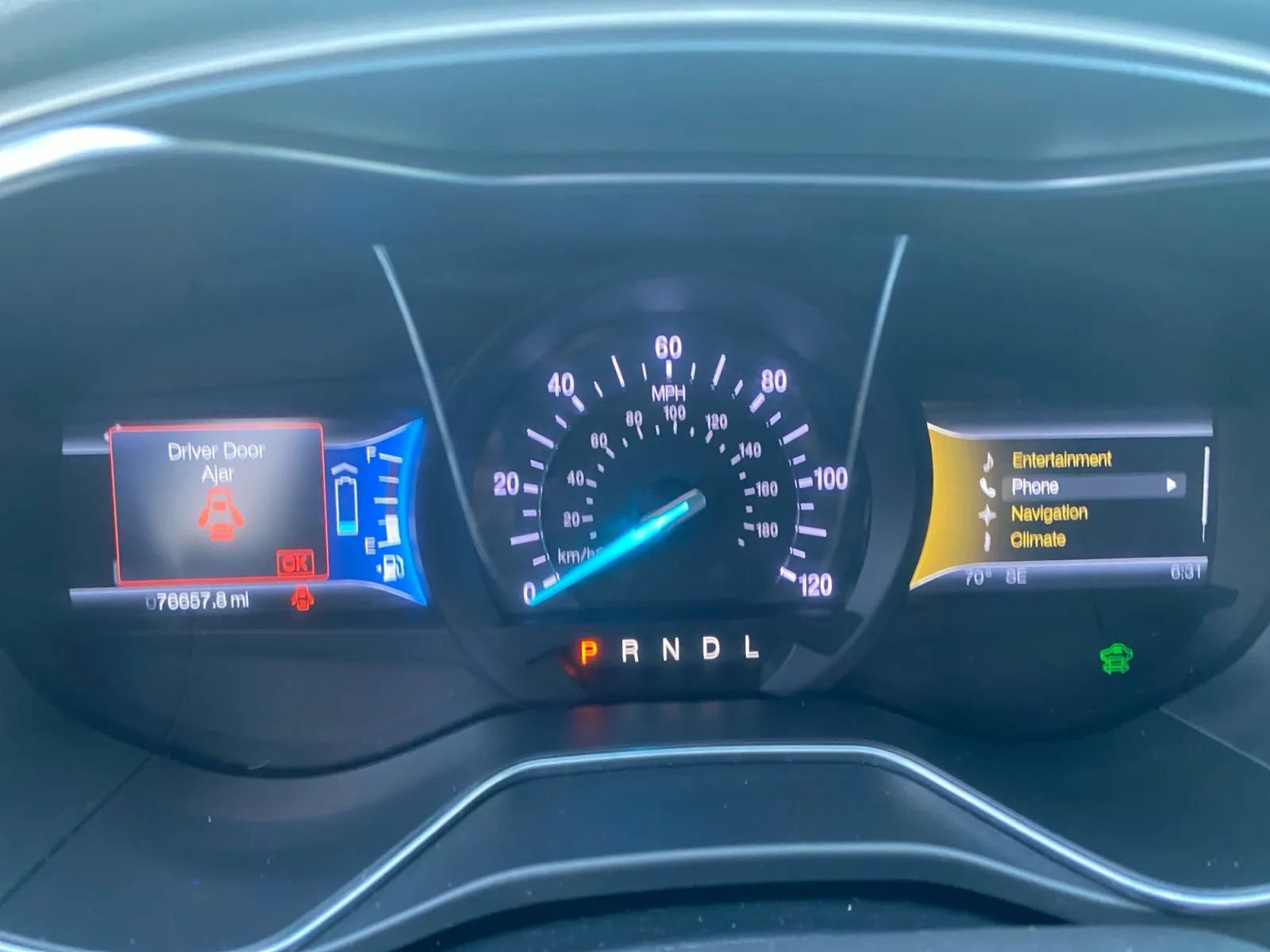Used 2013 Ford Fusion Energi SE FWD image 19