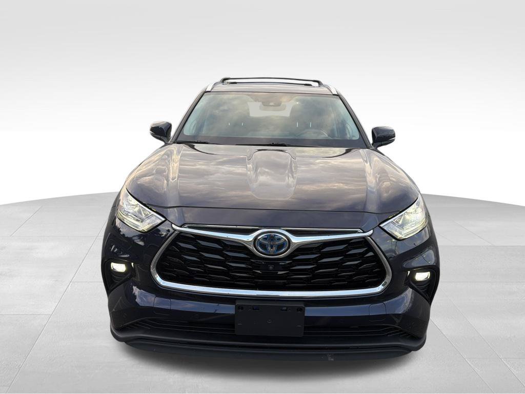 Used 2021 Toyota Highlander Limited AWD/4WD image 8
