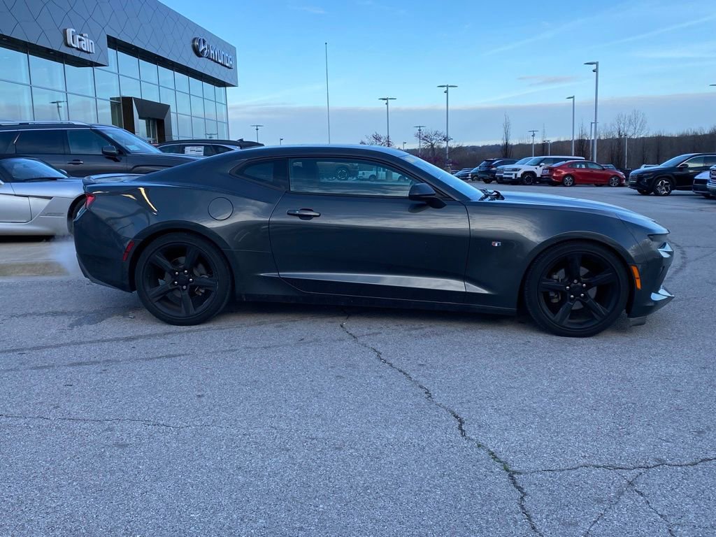 Used 2018 Chevrolet Camaro LT w/ RS Package image 8
