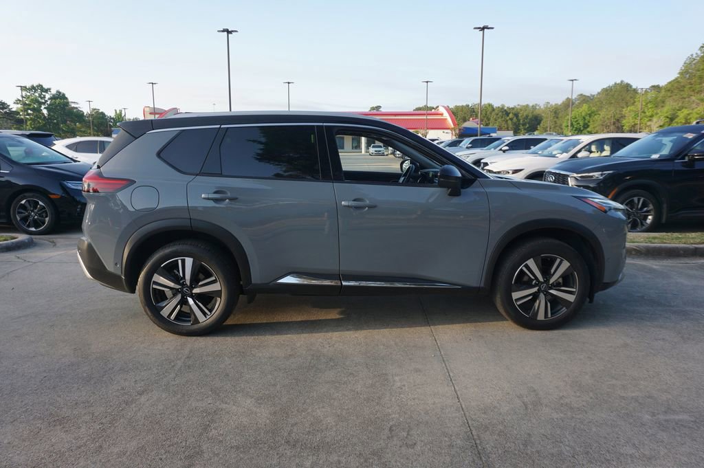 Used 2023 Nissan Rogue Platinum FWD image 23
