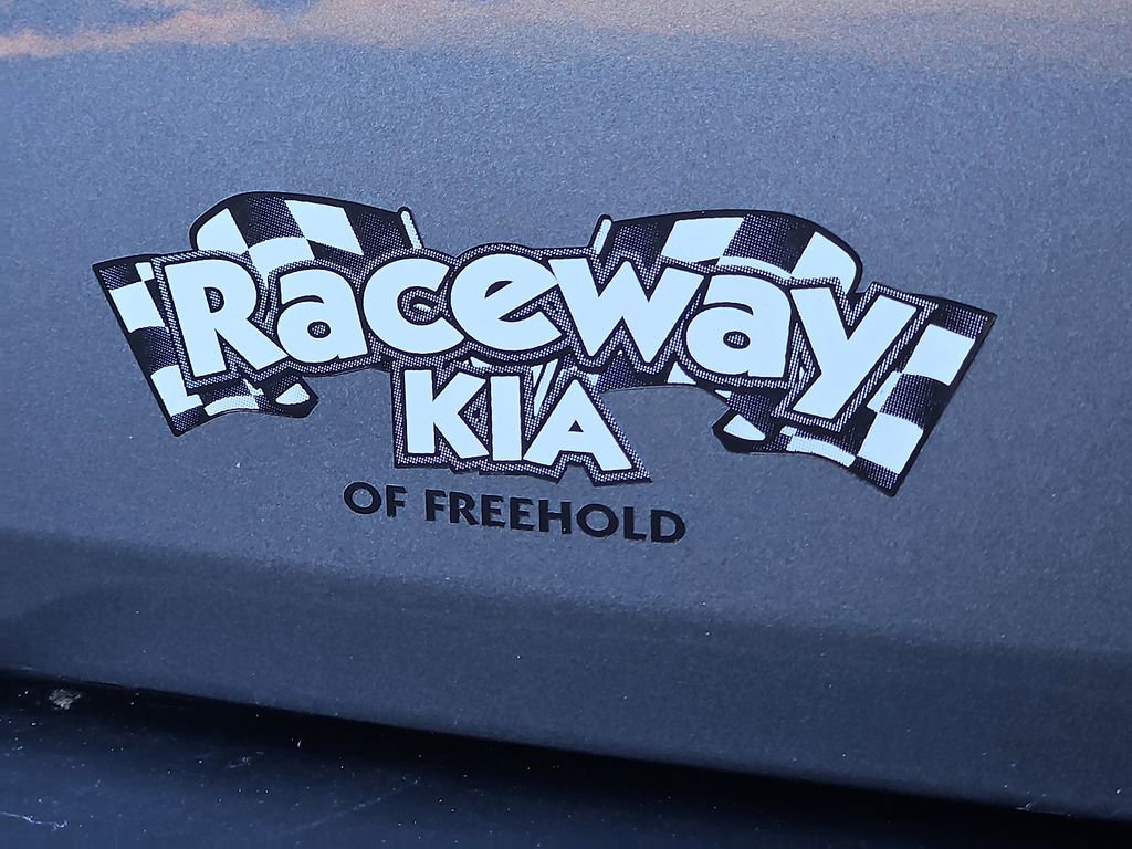 Used 2017 Honda HR-V LX image 32